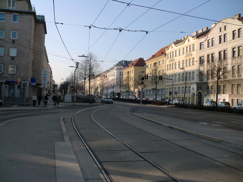 Hernalser Hauptstraße Stadtauswärts by FekLeyrTarg