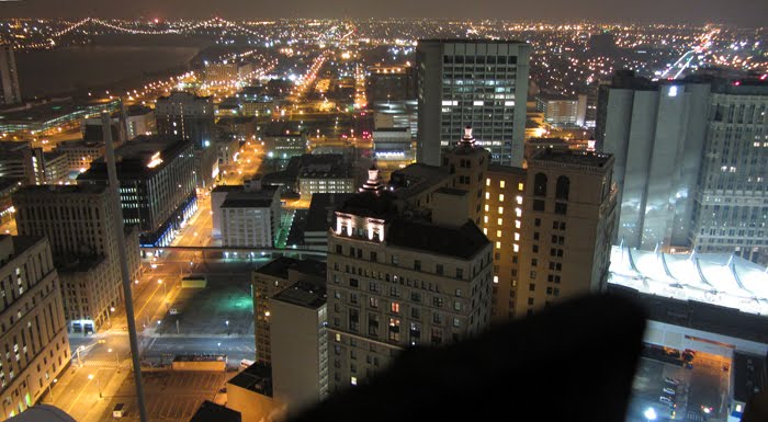 View downriver from Stott antenna by nailhed.com