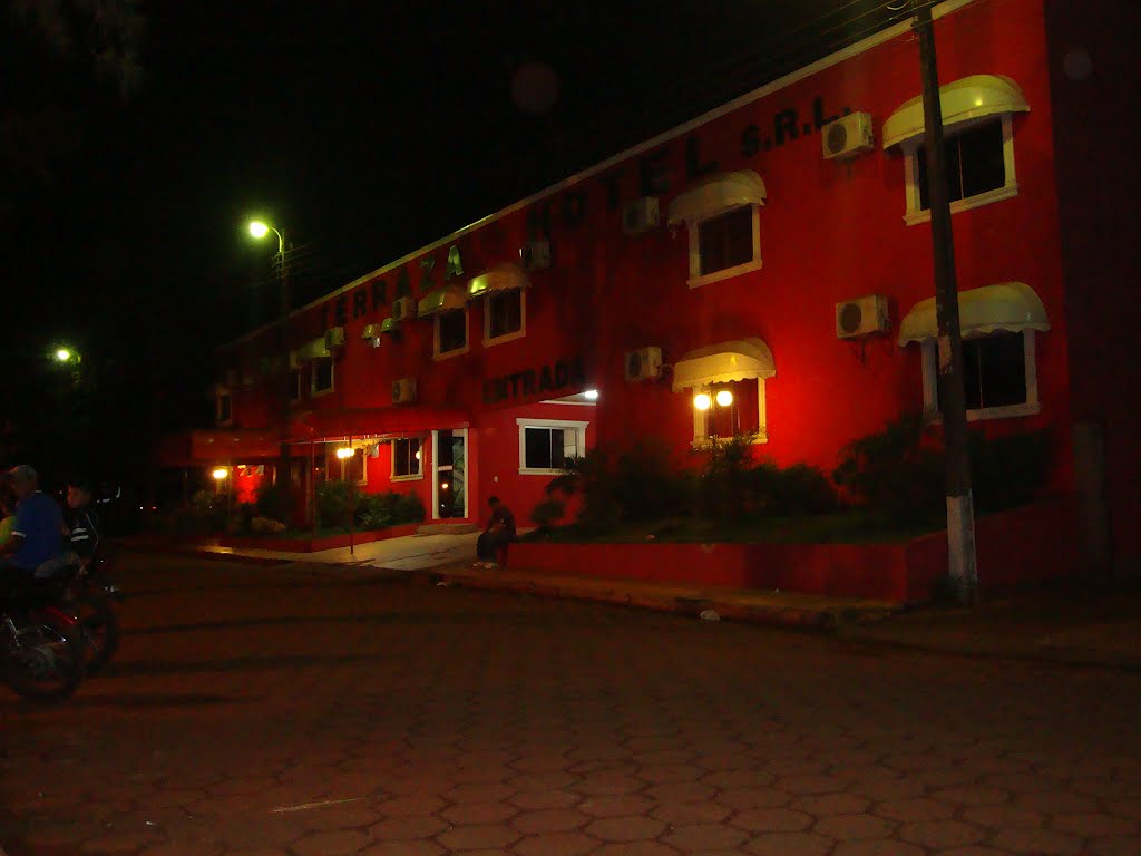 Hotel terraza de noche by francisgaleano