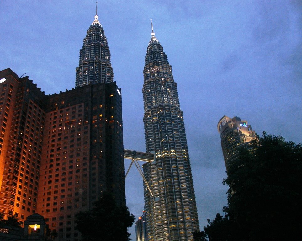 Petronas Twin Towers ; View from the KLCC by Dr. Vihara Walawwe J…