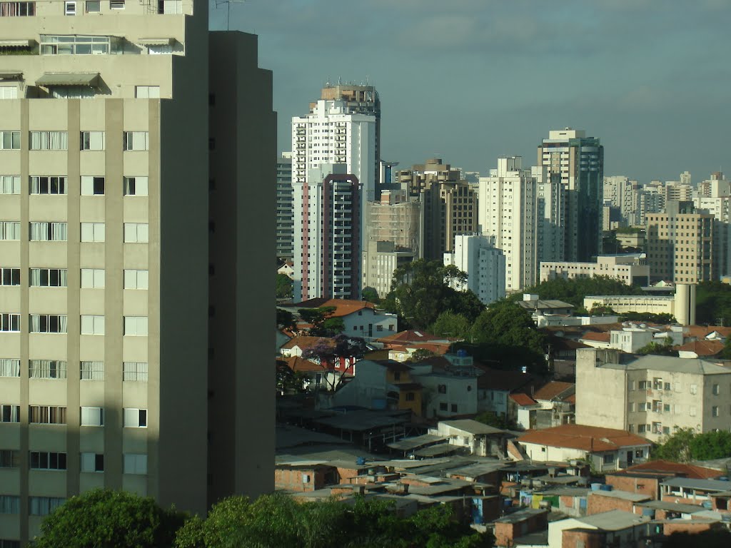 Vila Mariana - São Paulo by Claudio Kanai