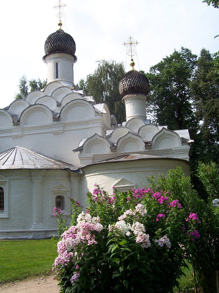 Arkhangelskoye Church by Kuznetsov Sergey