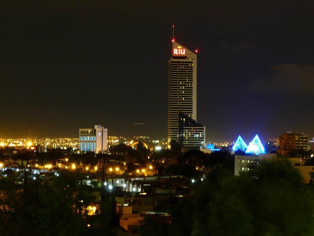 RIU at night by PJ Cortès