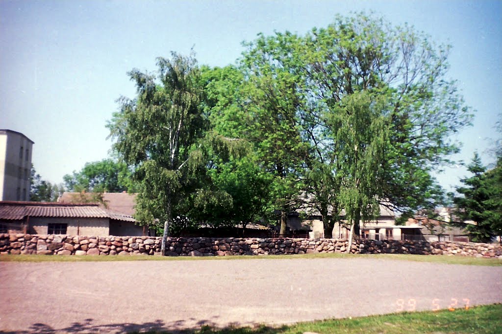 Natursteinmauer in Bargischow by ruhni