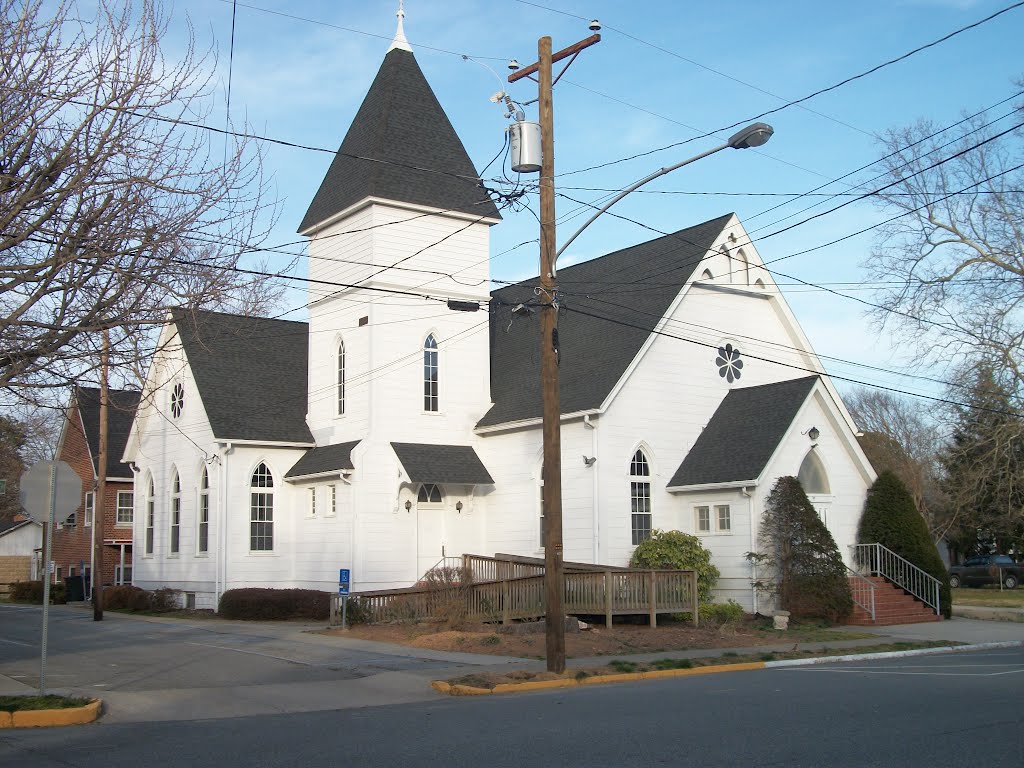 Wyoming United Methodist Church, Wyoming, DE by Dave Tabler