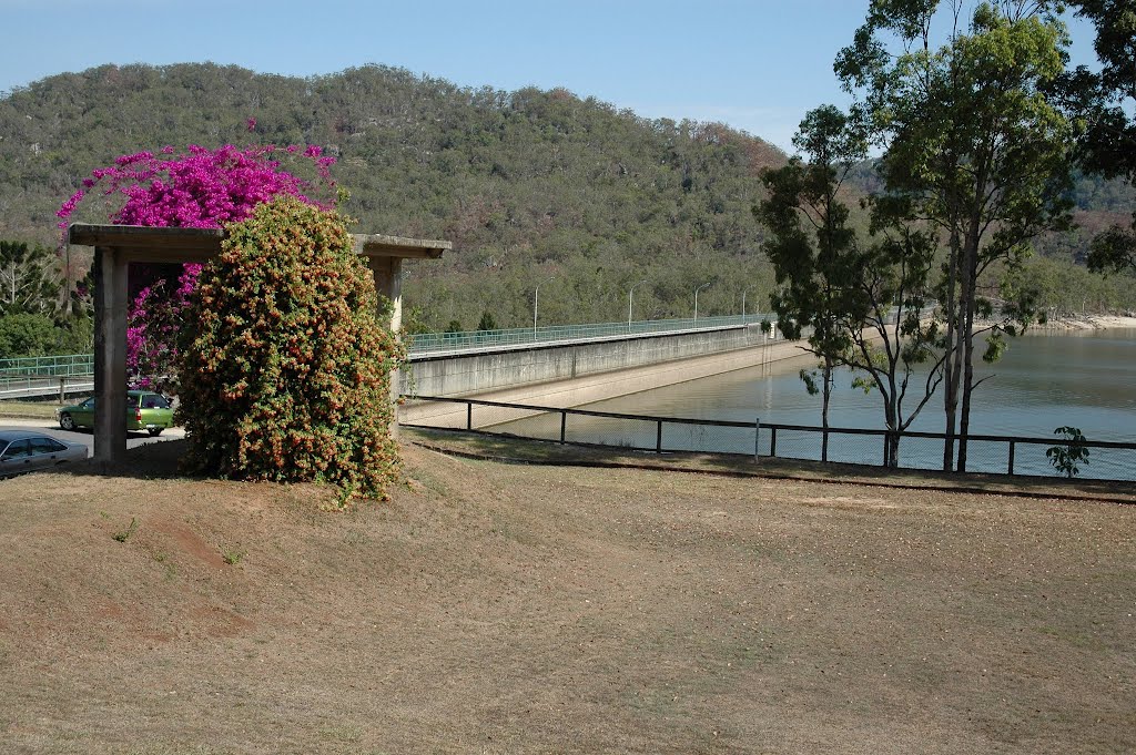 Tinaroo Falls Dam by Dave_Bris