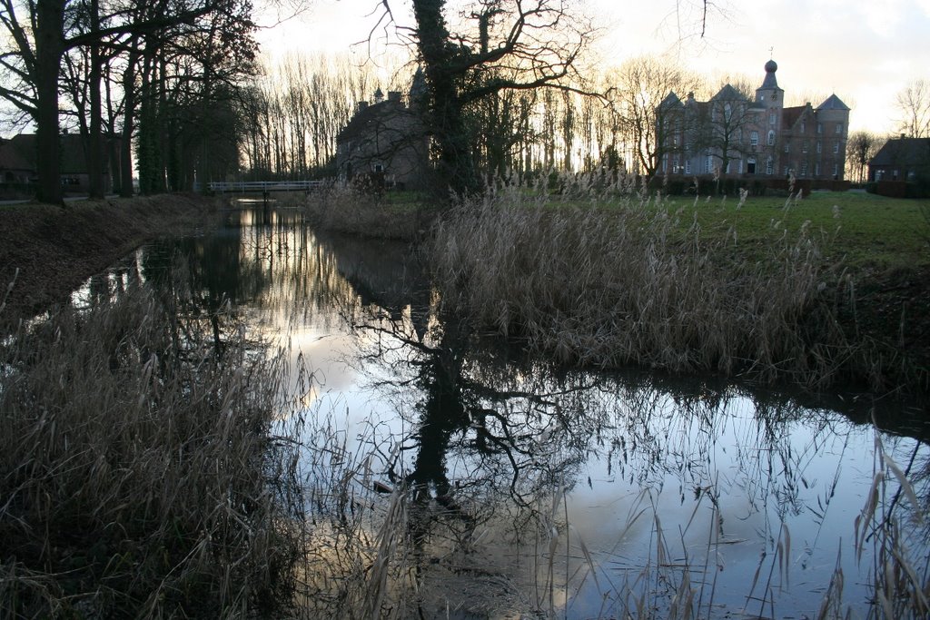 Croy Castle by j.lombaers