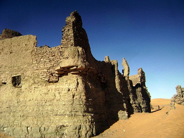 Old castle of Aghlad by haninouya