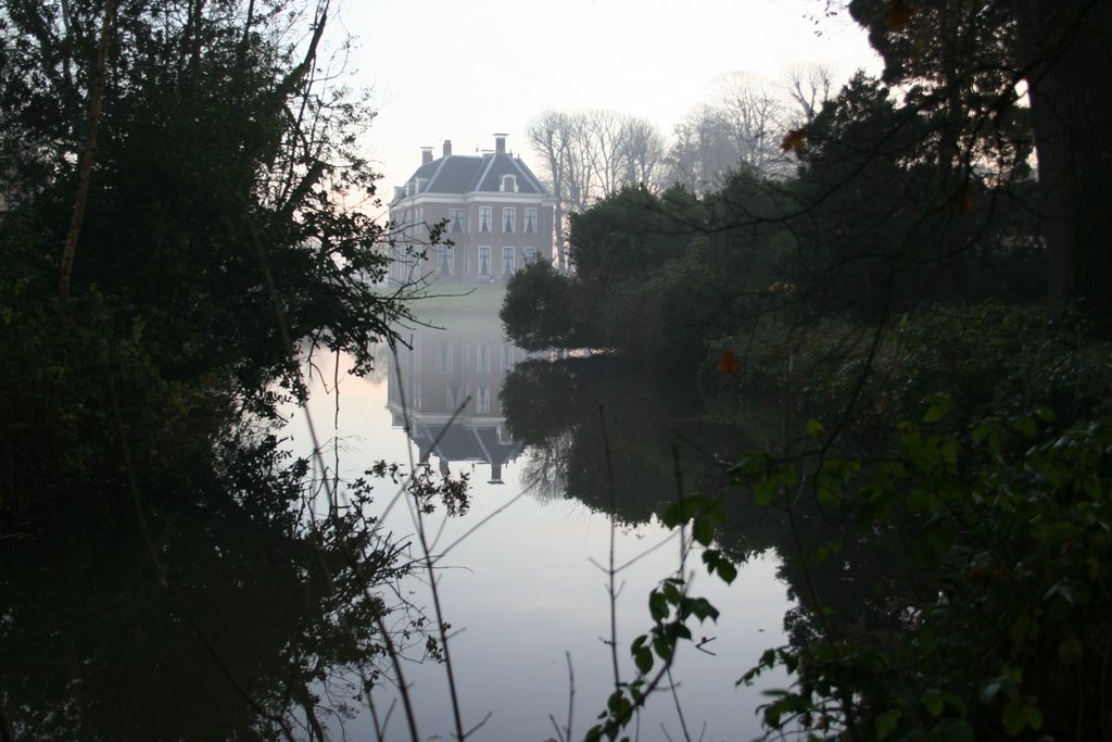 Huis te Vogelenzang by j.lombaers