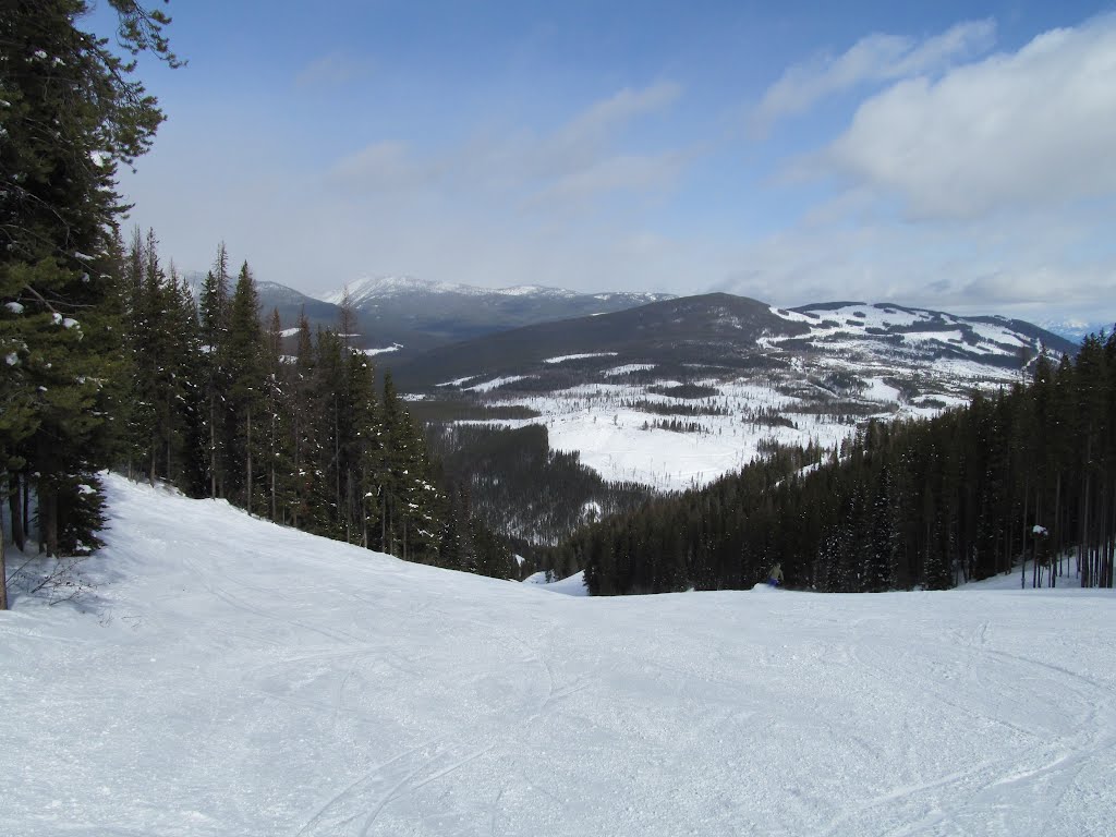 Gorgeous Mountain, Sky And Valley Vistas At Kimberley Alpine Resort, Kimberley BC Mar '12 by David Cure-Hryciuk