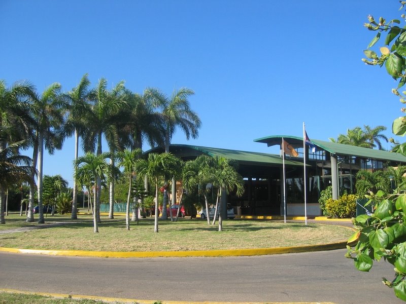 Cuba Varadero Hotel Riu Turquesa Zufahrt by r.leonardo