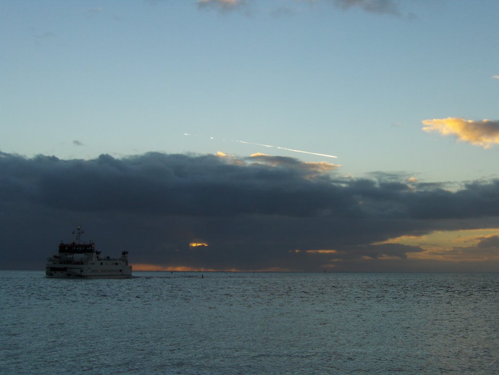 Zonsondergang en Boot by Guido Musch