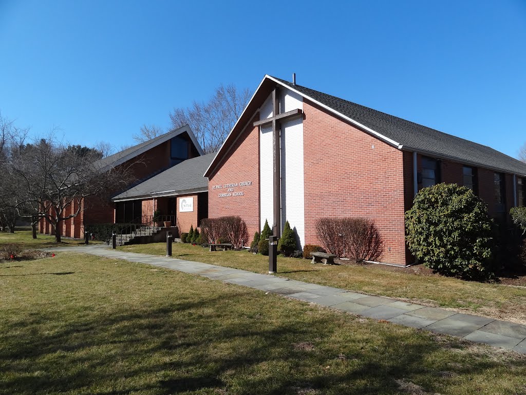 St Paul Lutheran Church by rogerking