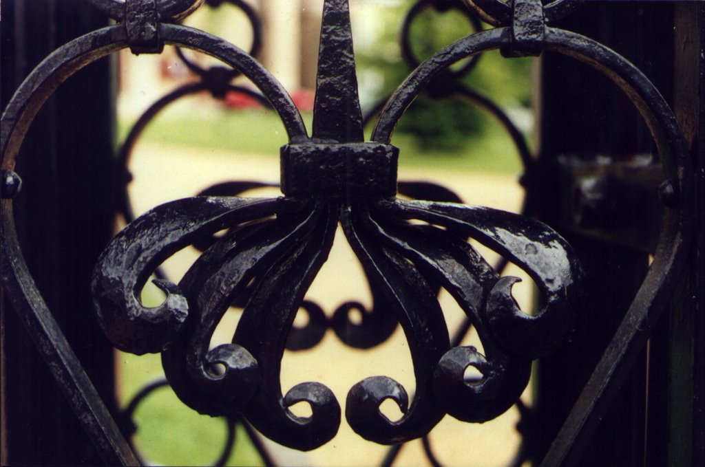 Pilaster detail by simon vaughan