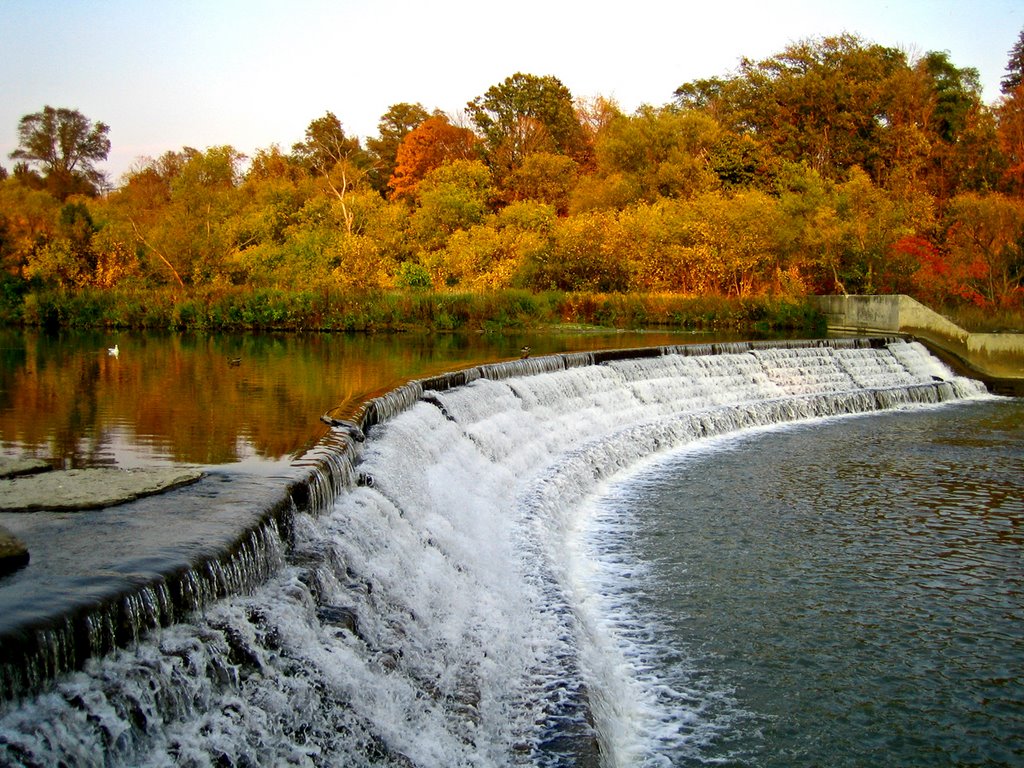 One of many Humber River Waterfalls (Raymore Park Oct/4/2007) by Nikbrovnik