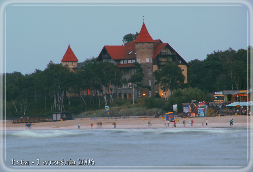 Hotel Neptun in Łeba by mczajek