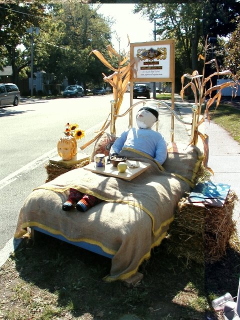 Scarecrow Festival Oct 2005 by R Smith