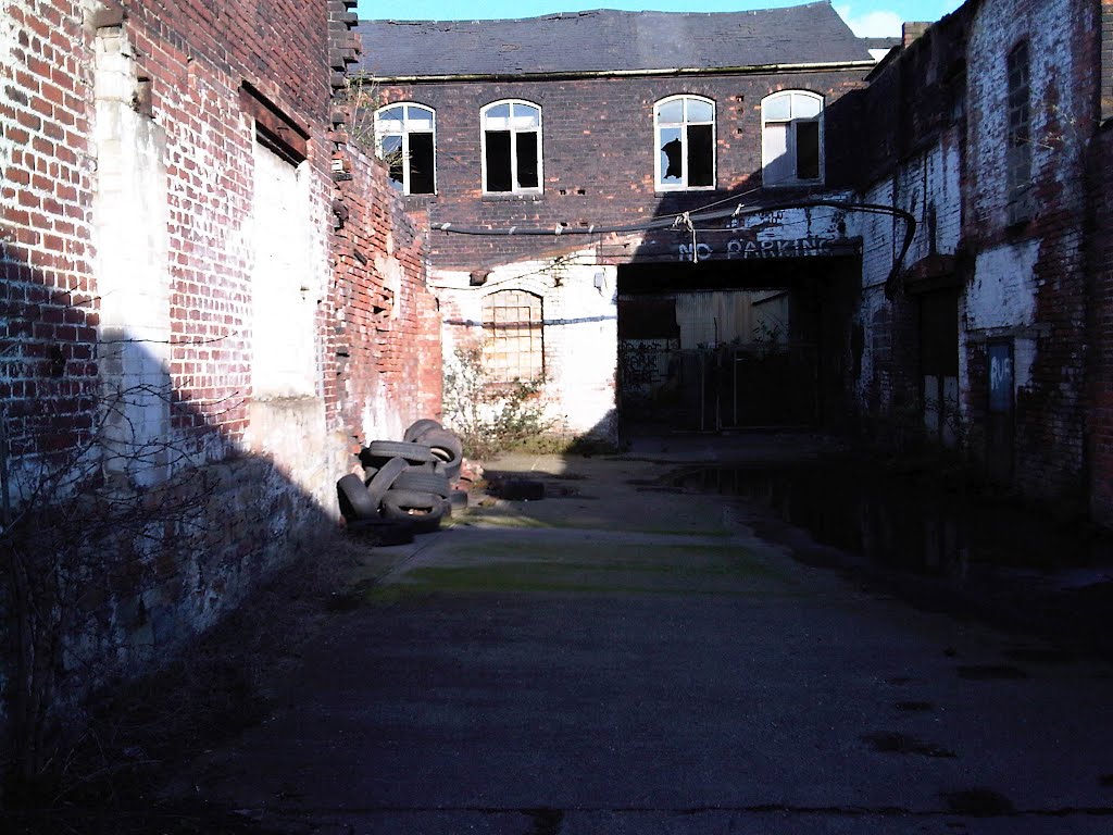 Millmoor Lane, Masbrough, Rotherham by wcarroll