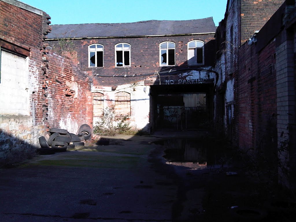 Millmoor Lane, Masbrough, Rotherham by wcarroll