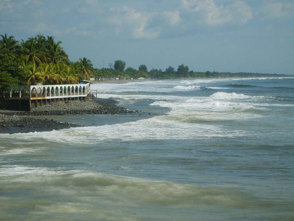 Playa las Flores by Juan_K