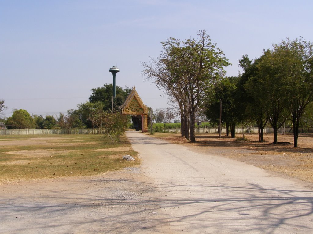 Wat Khao Sa Nang Song, Nikhom Khao Bo Kaeo, Phayuha Khiri, Nakhon Sawan, Thailand by Chamrat Charoenkhet