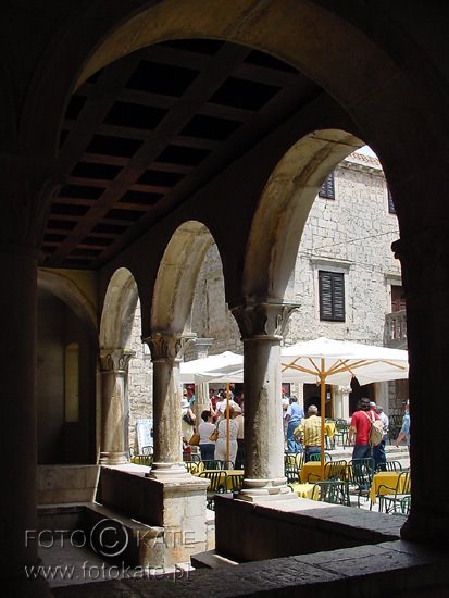 Arcades of Gradska vijećnica - Korcula by Katarzyna MAZUROWSKA…