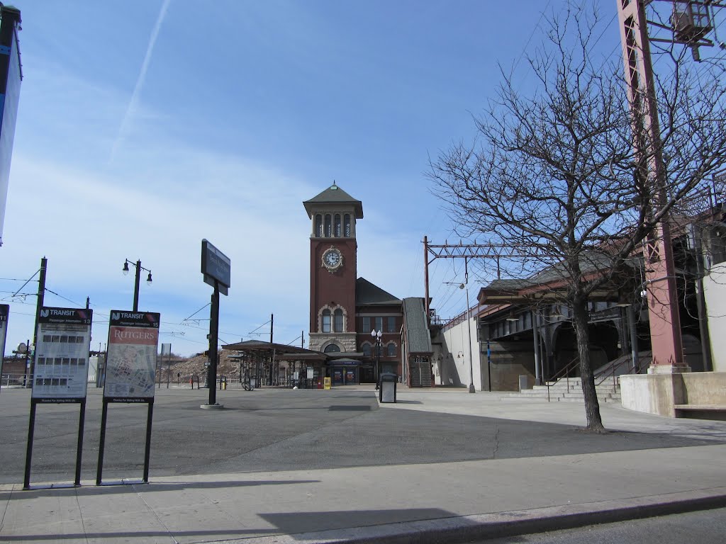 Newark Broad St by Adam Elmquist