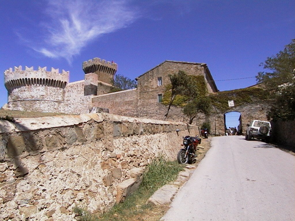 Populonia by logopaar