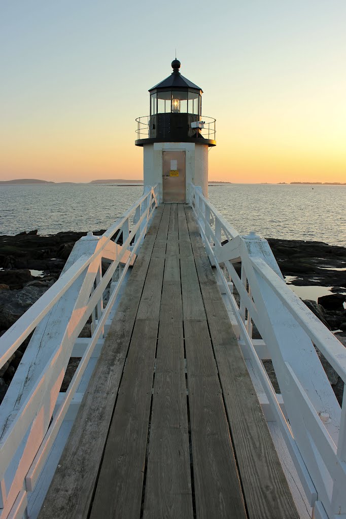 Marshall Point Lighthouse by BenjaminMWilliamson