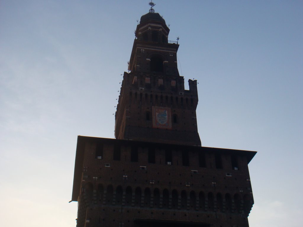 Vista Milano - Sforzesco by Jose Pinto