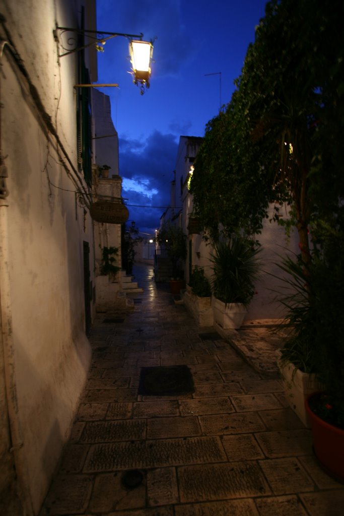 Ostuni, le piazzette by marco panfilo