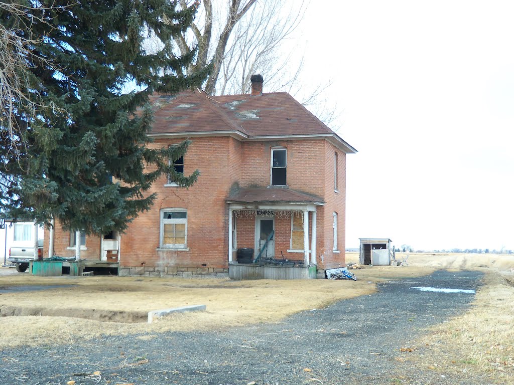 Empty house by chetross68