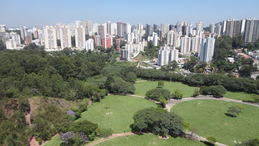 Vila Andrade, Morumbi visto de cobertura by Casas no Morumbi