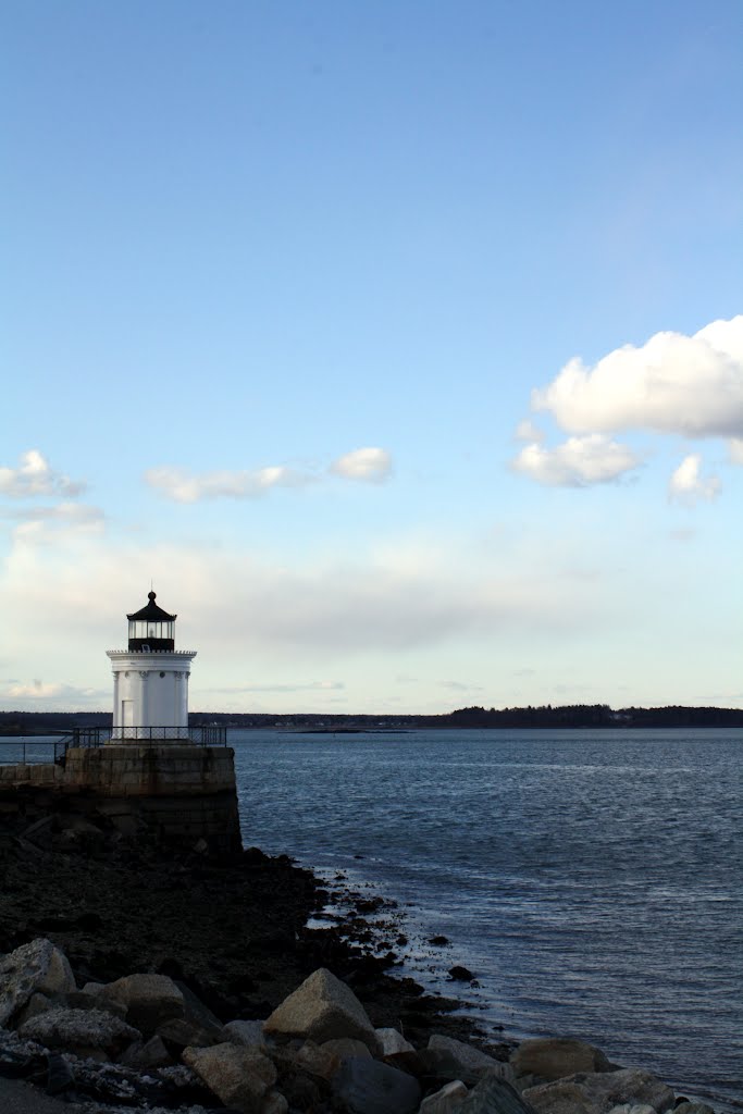 Portland Breakwater Lighthouse "Bug Light" Park. South Portland, Maine. by MementoMori