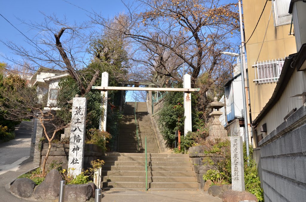 Tsukudo-Hachiman-Jinja 筑土八幡神社 (2012.01.14) by k.takita