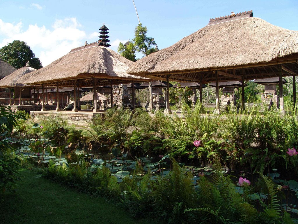 Pura Taman Ayun Tempel in Mengwi by world of pictures by…