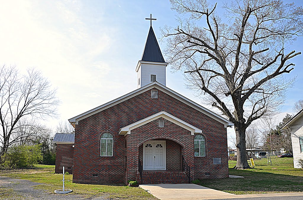 Nixon Chapel United Methodist by wmr36104