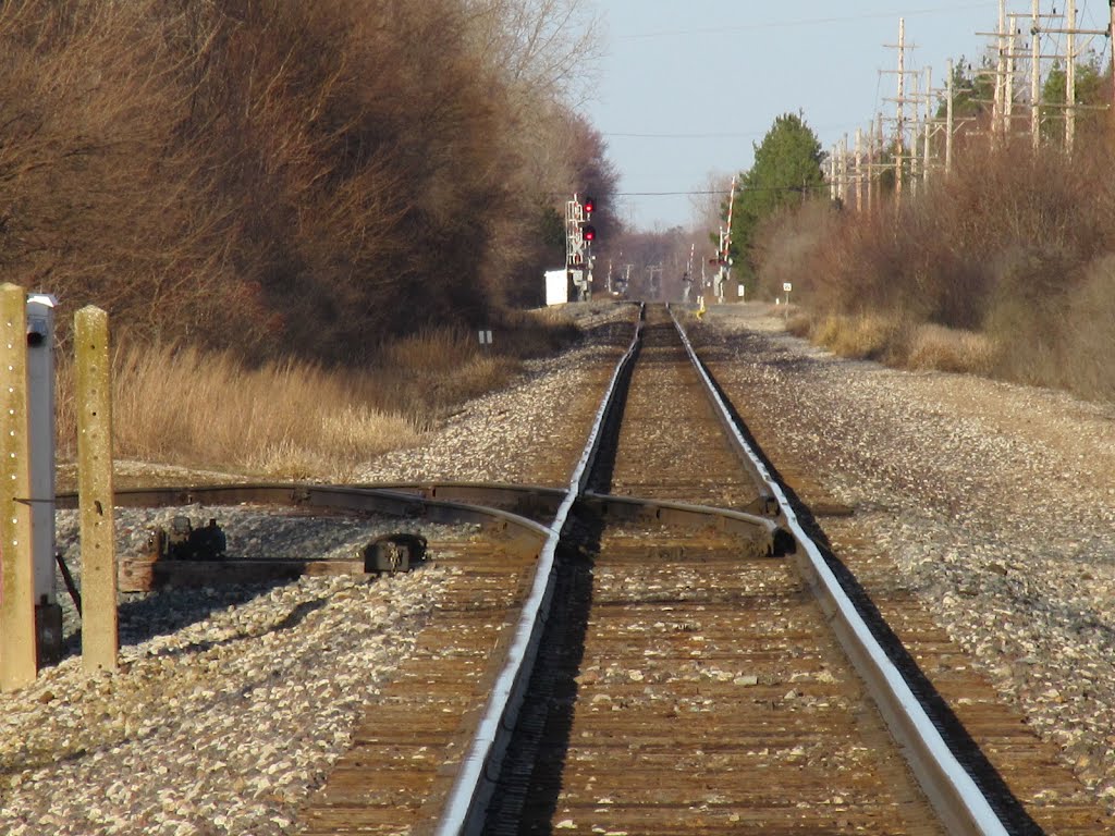 A straight railroad with a potential dead end (on Bemis Rd) by UnagiUnagi