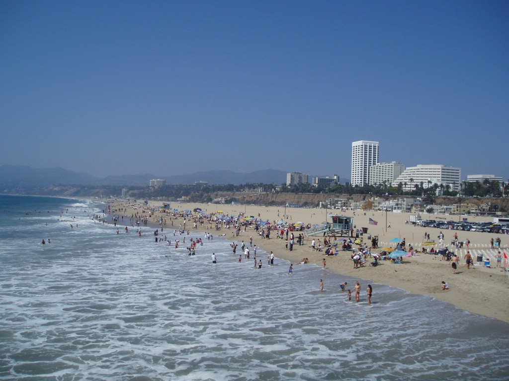 Santa Monica Beach by Jakub Simane