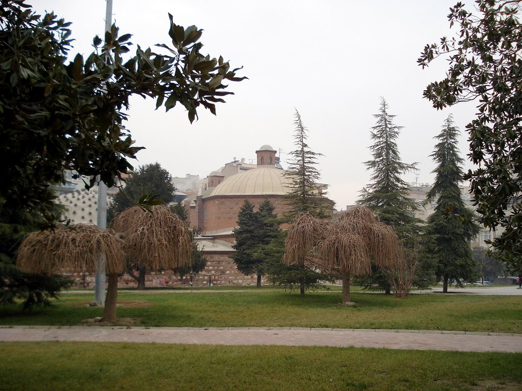 Sultan Camiinin Bahcesi. Manisa, Türkiye by TANJU KORAY UCAR