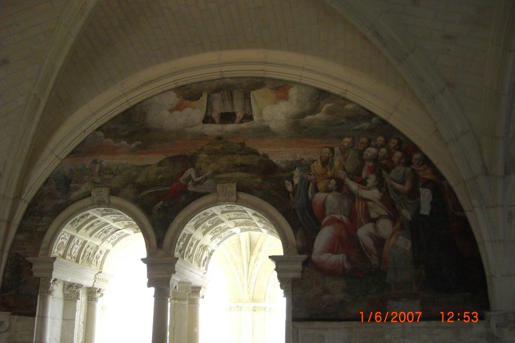 Mooi bewerkte bogen in L'Abbaye de Fontevraud (Trudi) by Trudi