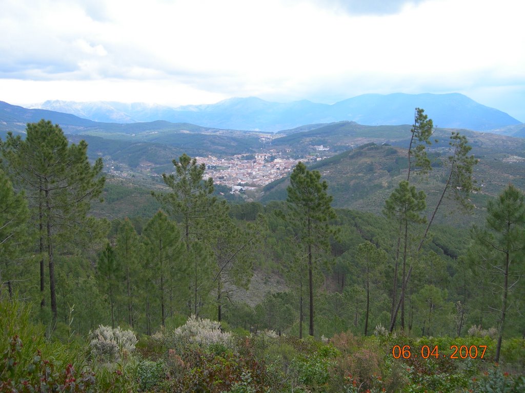 Guisando, vistas de arenas de san pedro by el mesbahi