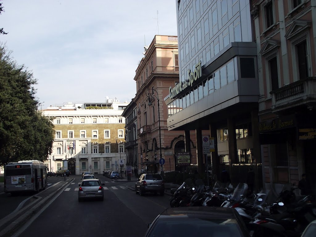 Roma, República Italiana by Angelo Carlos Ronchi