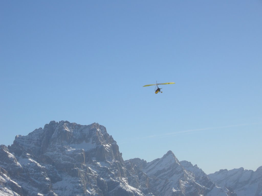 deltaplano su Cortina by stefano capo10