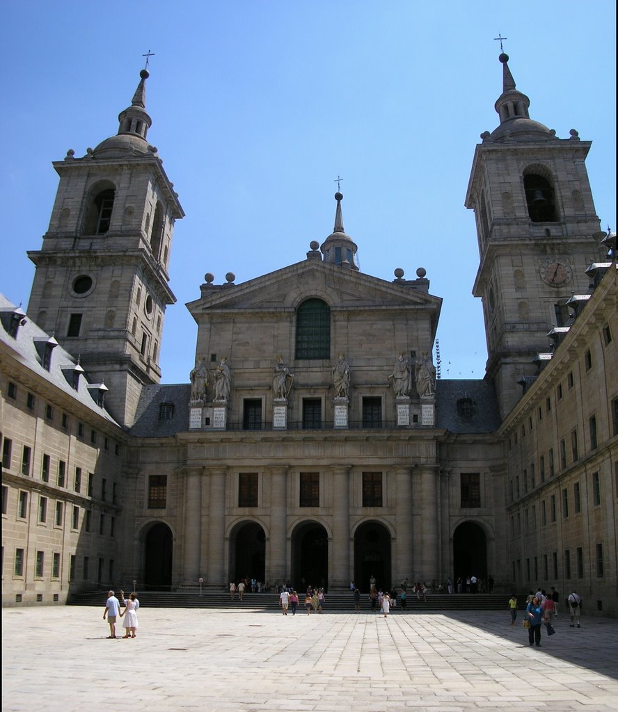 El escorial by antonio loeches