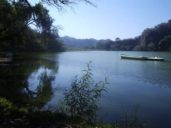 Vista laguna by josearizagacampoy