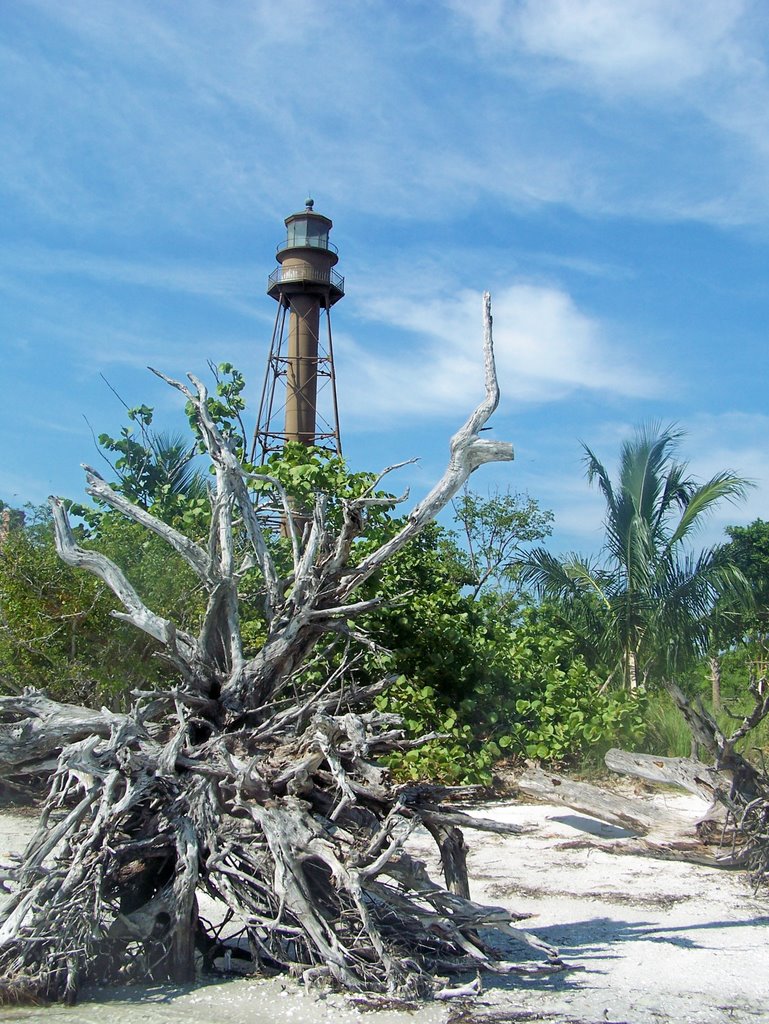 Sanibel Lighthouse by memyselfandi