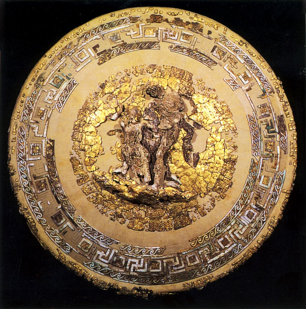 The shield of Philip II - Η ασπίδα του Φιλίππου Β' by Phaethon