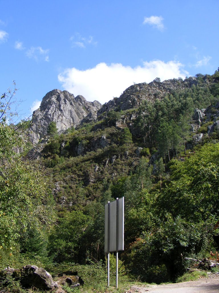 Aldeia da Pena - Panorâmica Penedos de Góis by Bruno Esteves ©