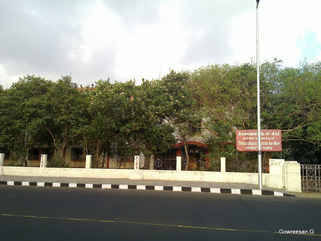 Thiruvalluvar Hostel for Men [University of madras] by gowreesan